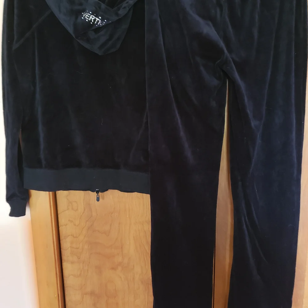 Vertigo Paris Black Velour Drawstring Pants With Matching Jacket/Hoodie - Picture 7 of 8